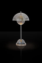 La Vertigineuse - Lampe à poser rechargeable - Curiosités Désirables ©