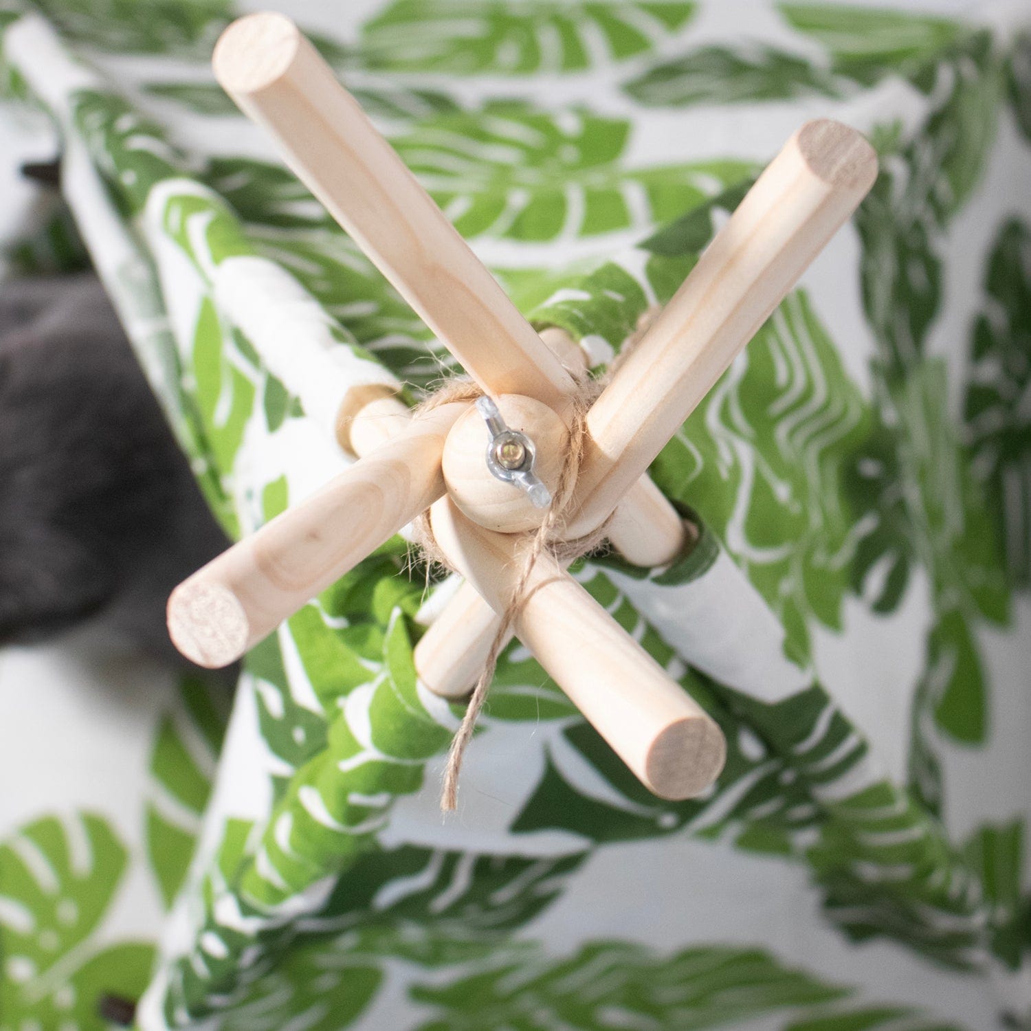 Monstera Cat Tent Bed